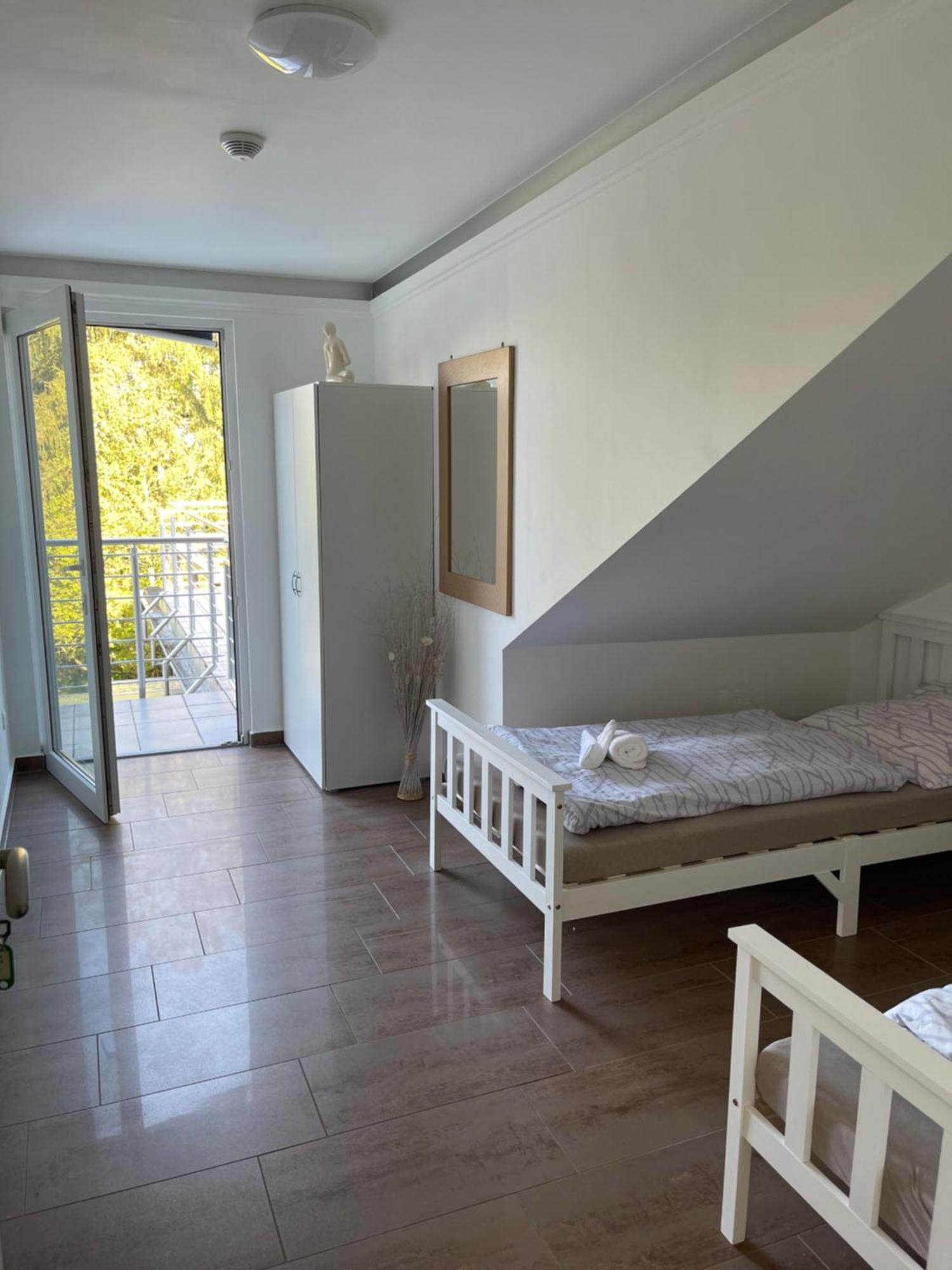 Kavkaz Restaurant & Hotel Ломар Екстер'єр фото